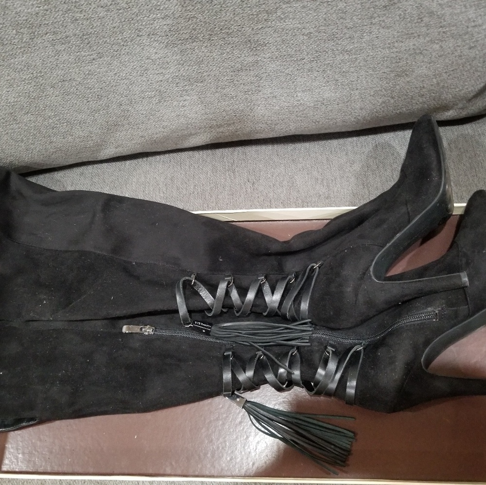 Over the knees books